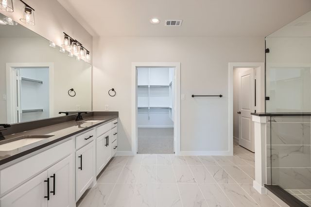 3505 Kings Court Drive, Lewisville, TX 75056