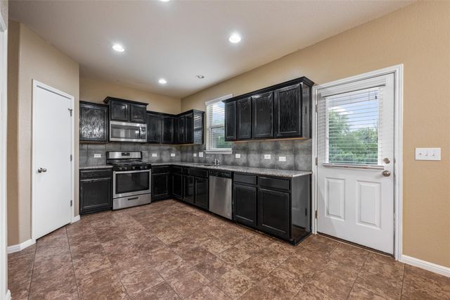 349 Eagle Brook LN, Buda, TX 78610
