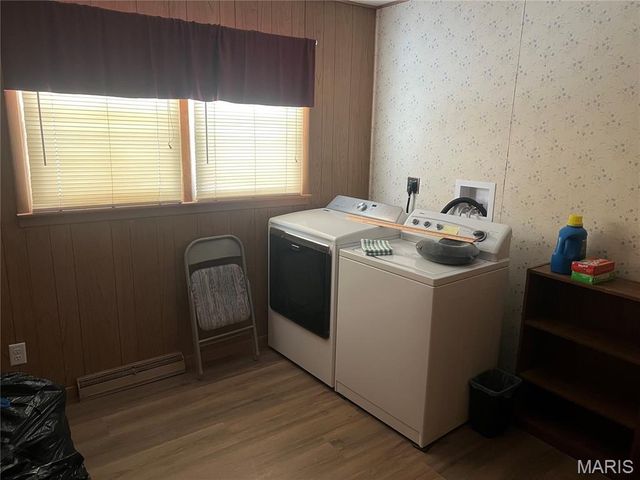 818 S Franklin Street, Litchfield, IL 62056