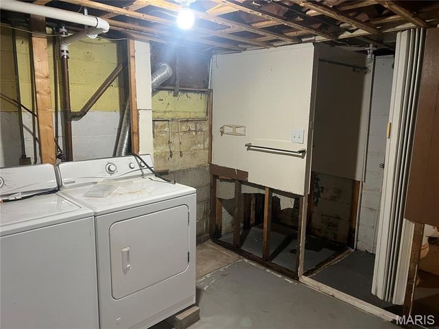 818 S Franklin Street, Litchfield, IL 62056