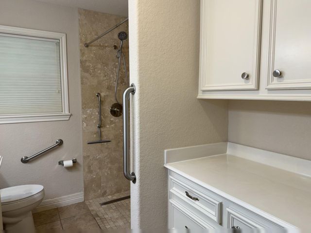 2402 Cypress Street, Galveston, TX 77551