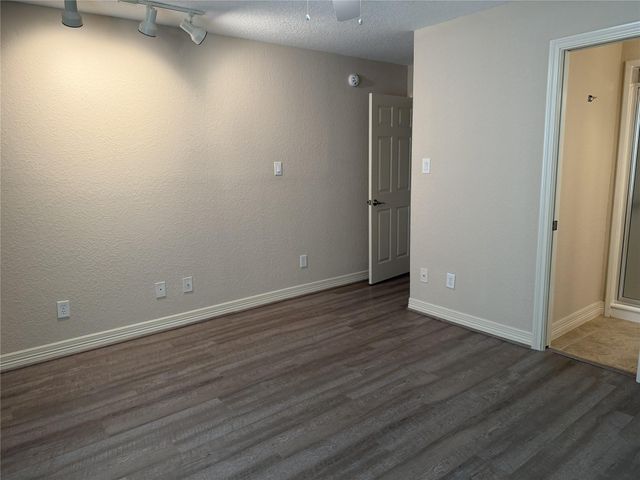 2402 Cypress Street, Galveston, TX 77551