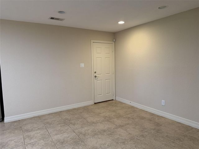 2402 Cypress Street, Galveston, TX 77551