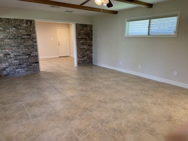 2402 Cypress Street, Galveston, TX 77551
