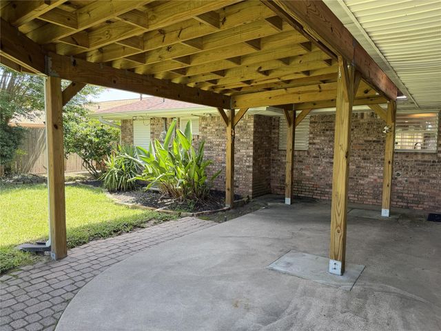 2402 Cypress Street, Galveston, TX 77551