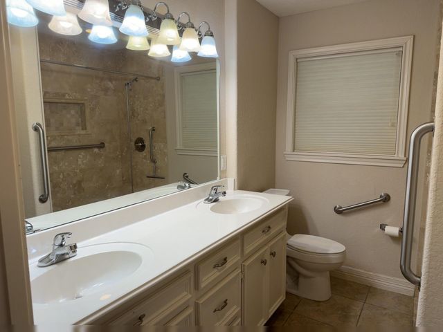 2402 Cypress Street, Galveston, TX 77551