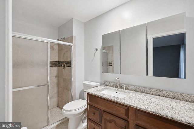 809 WOODLEY DR, Rockville, MD 20850