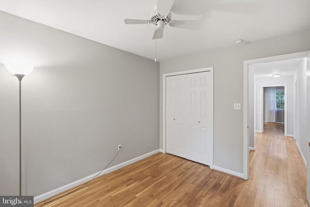 809 WOODLEY DR, Rockville, MD 20850