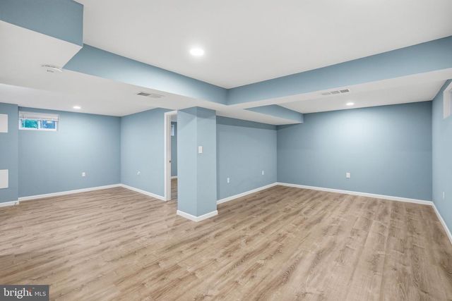 809 WOODLEY DR, Rockville, MD 20850