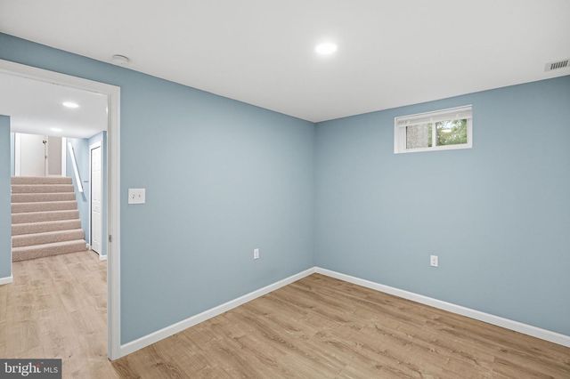 809 WOODLEY DR, Rockville, MD 20850