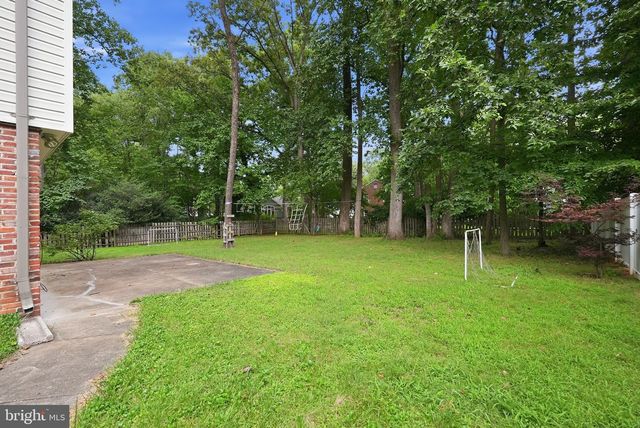 809 WOODLEY DR, Rockville, MD 20850
