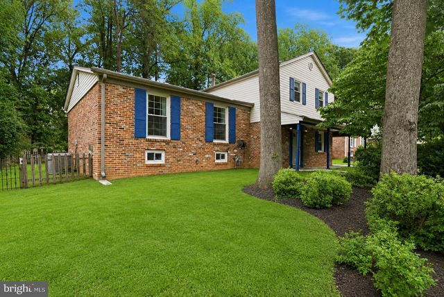 809 WOODLEY DR, Rockville, MD 20850
