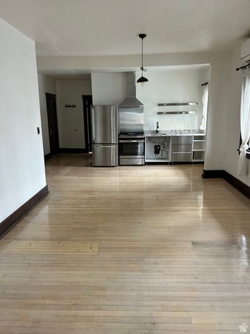 527 24 ST, Ogden, UT 84401