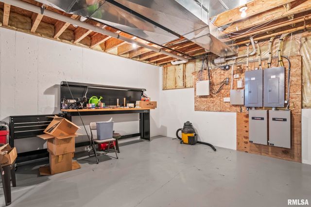 4 FOX Point, Rochester, IL 62563