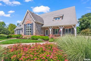 4 FOX Point, Rochester, IL 62563