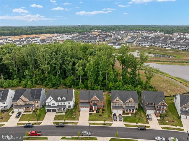15628 TWIN RIVER CIR, Bowie, MD 20716