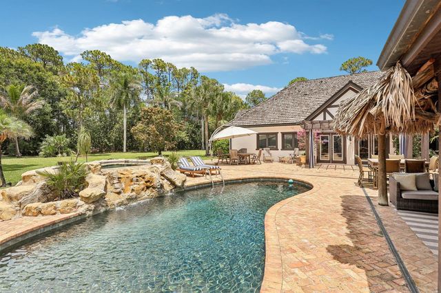 14900 Stirrup Lane, Wellington, FL 33414