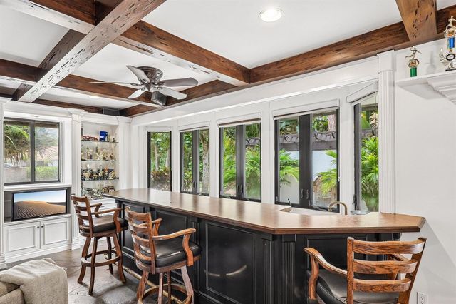 14900 Stirrup Lane, Wellington, FL 33414
