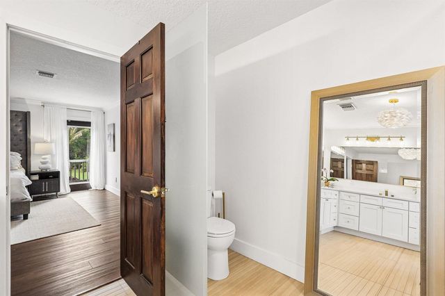 14900 Stirrup Lane, Wellington, FL 33414