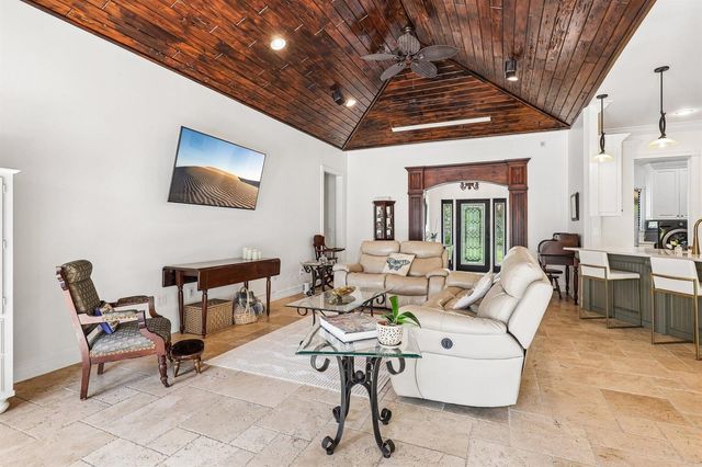 14900 Stirrup Lane, Wellington, FL 33414