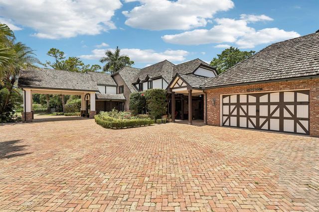 14900 Stirrup Lane, Wellington, FL 33414