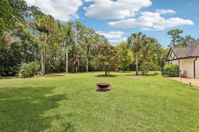 14900 Stirrup Lane, Wellington, FL 33414