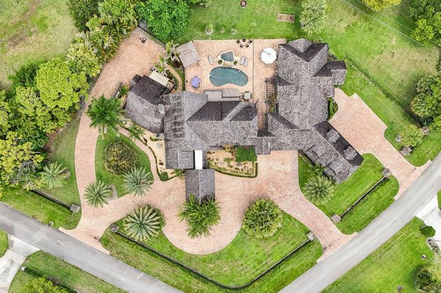 14900 Stirrup Lane, Wellington, FL 33414