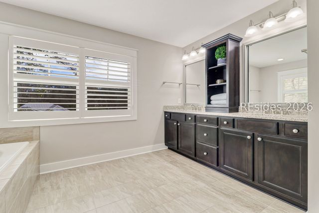 15 Paddocks Blvd, Hilton Head Island, SC 29926