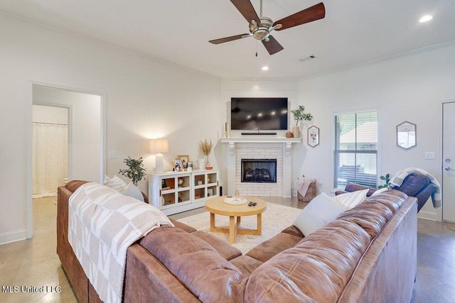 807 Barrington Court, Brandon, MS 39042