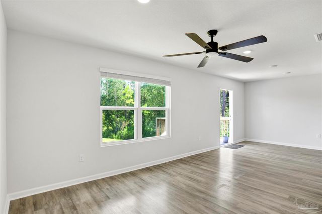 7024 Tepin Ct, Pensacola, FL 32526