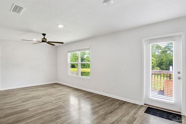 7024 Tepin Ct, Pensacola, FL 32526