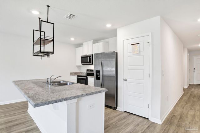 7024 Tepin Ct, Pensacola, FL 32526