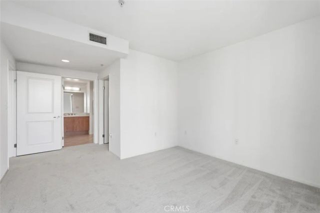 267 S San Pedro 315, Los Angeles, CA 90012