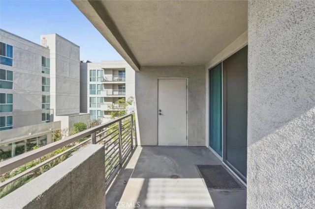 267 S San Pedro 315, Los Angeles, CA 90012