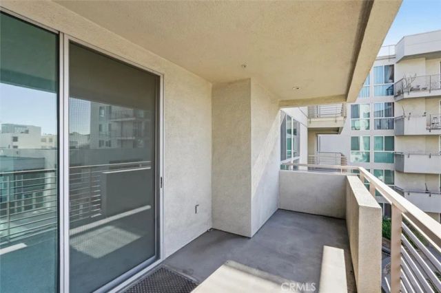 267 S San Pedro 315, Los Angeles, CA 90012