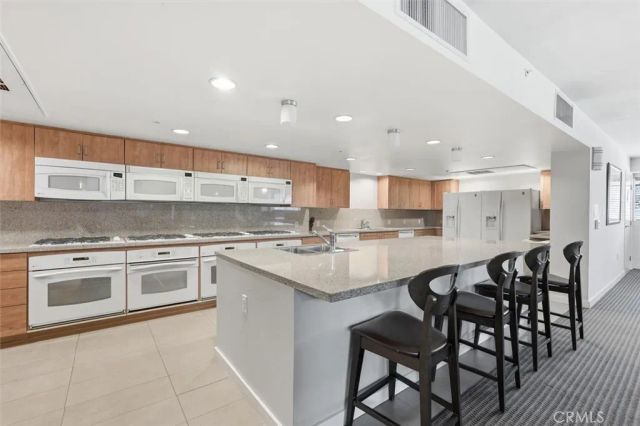 267 S San Pedro 315, Los Angeles, CA 90012