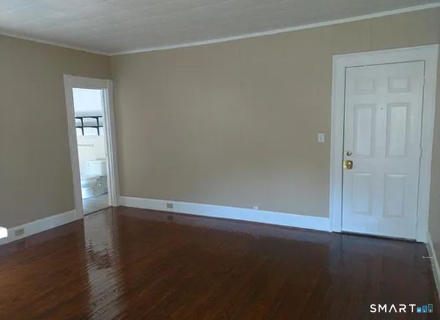 202 Broadway, Norwich, CT 06360