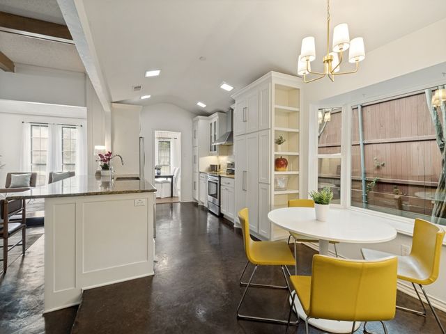 7310 Hundley Boulevard, Dallas, TX 75231
