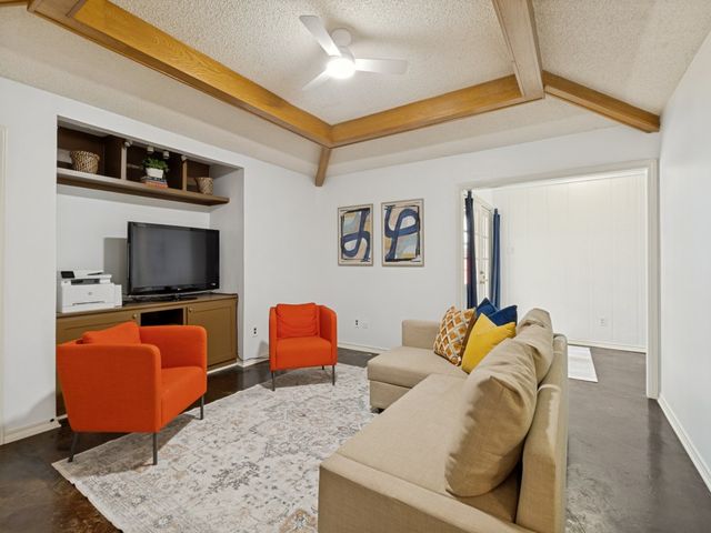 7310 Hundley Boulevard, Dallas, TX 75231