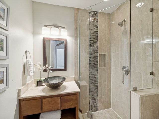 7310 Hundley Boulevard, Dallas, TX 75231