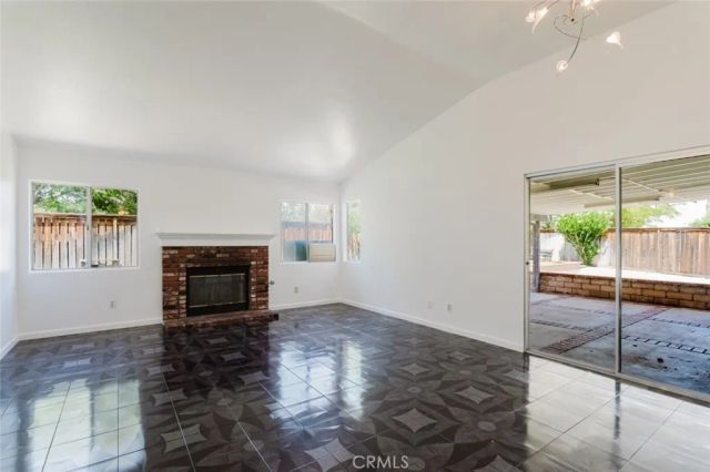 37347 Waterman Avenue, Palmdale, CA 93550