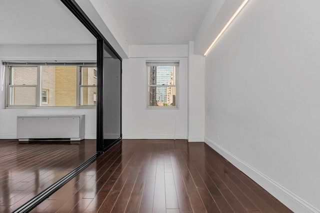 345 E 56th St Apt 5B, New York City, NY 10022