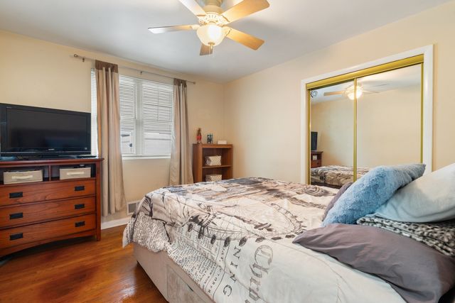 5306 Kimball Place, Oak Lawn, IL 60453