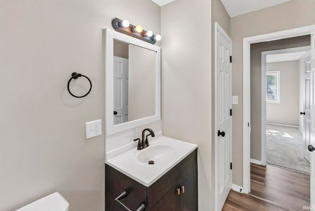 7330 Knightswood Drive, Fort Wayne, IN 46819