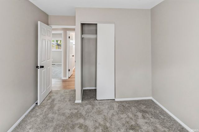 7330 Knightswood Drive, Fort Wayne, IN 46819