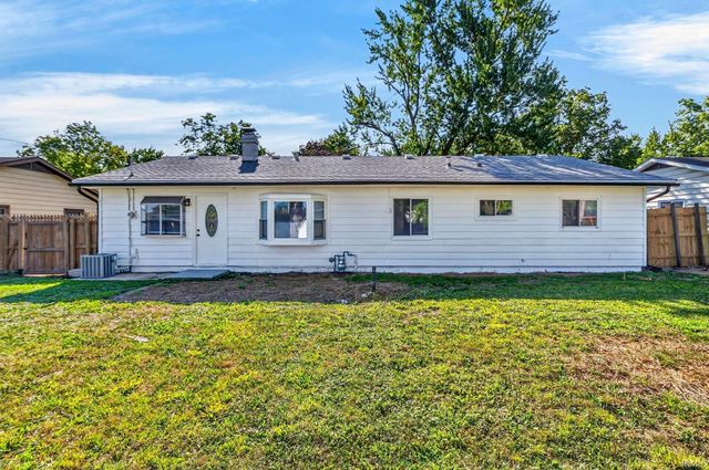 7330 Knightswood Drive, Fort Wayne, IN 46819