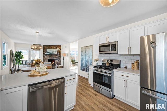 13014 N CRATER Lane, Dunlap, IL 61525