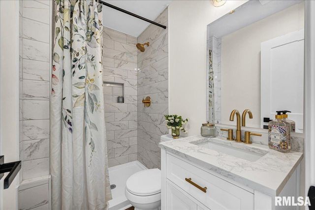 13014 N CRATER Lane, Dunlap, IL 61525