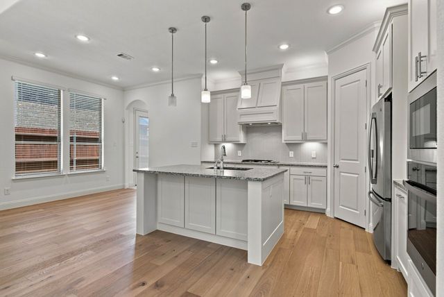 2620 Trinity Trail Way, Fort Worth, TX 76118