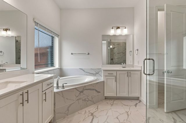 2620 Trinity Trail Way, Fort Worth, TX 76118
